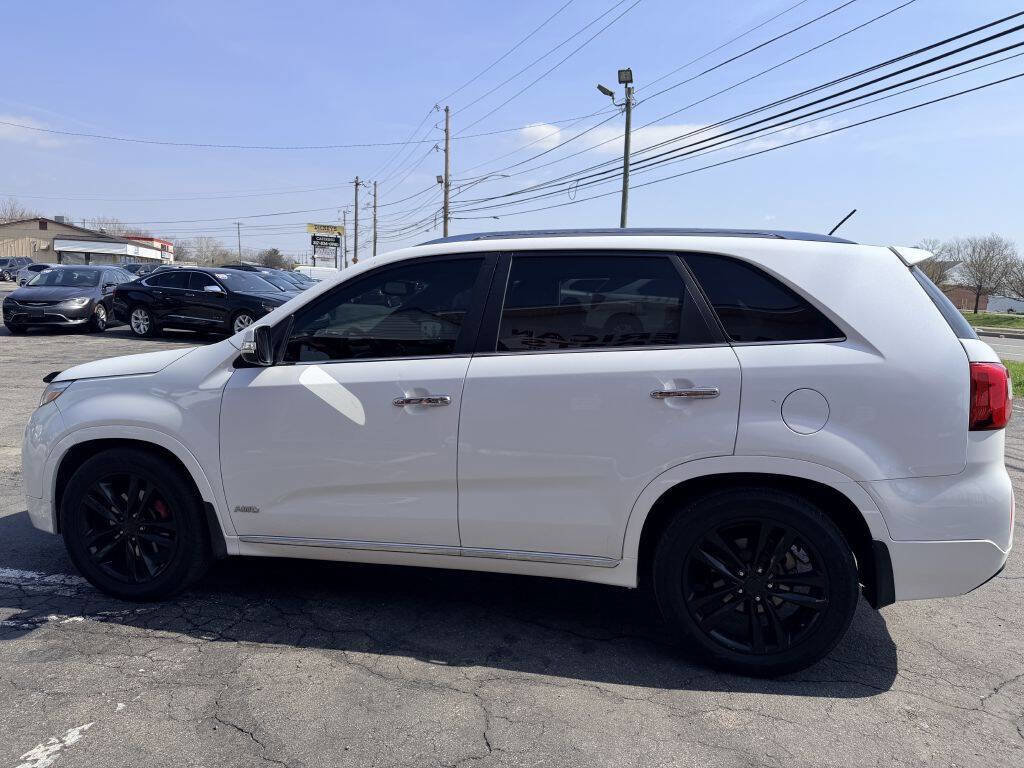 Used 2014 Kia Sorento SX image 3