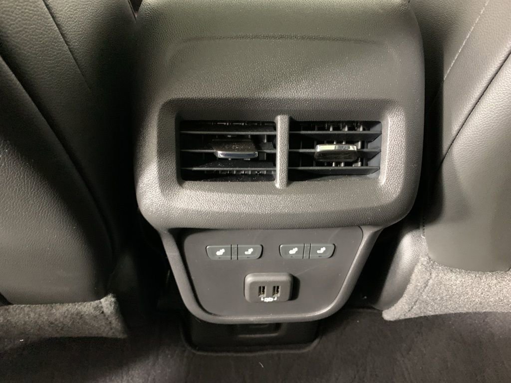 Used 2019 Chevrolet Equinox Premier image 32