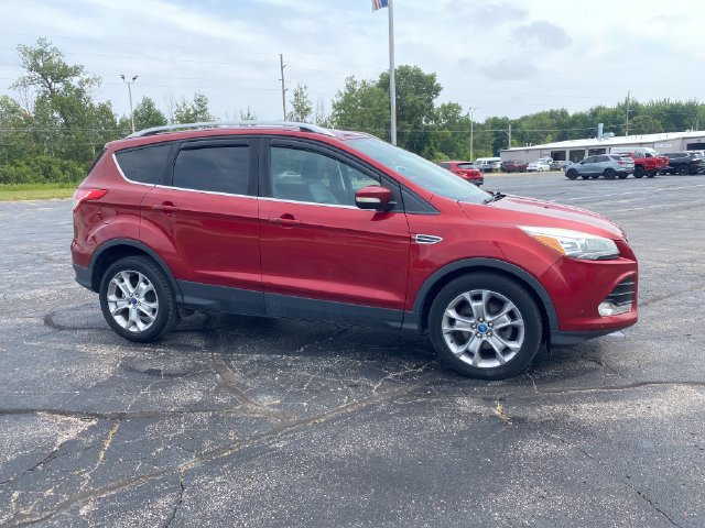 Used 2014 Ford Escape Titanium w/ Equipment Group 401A FWD image 2