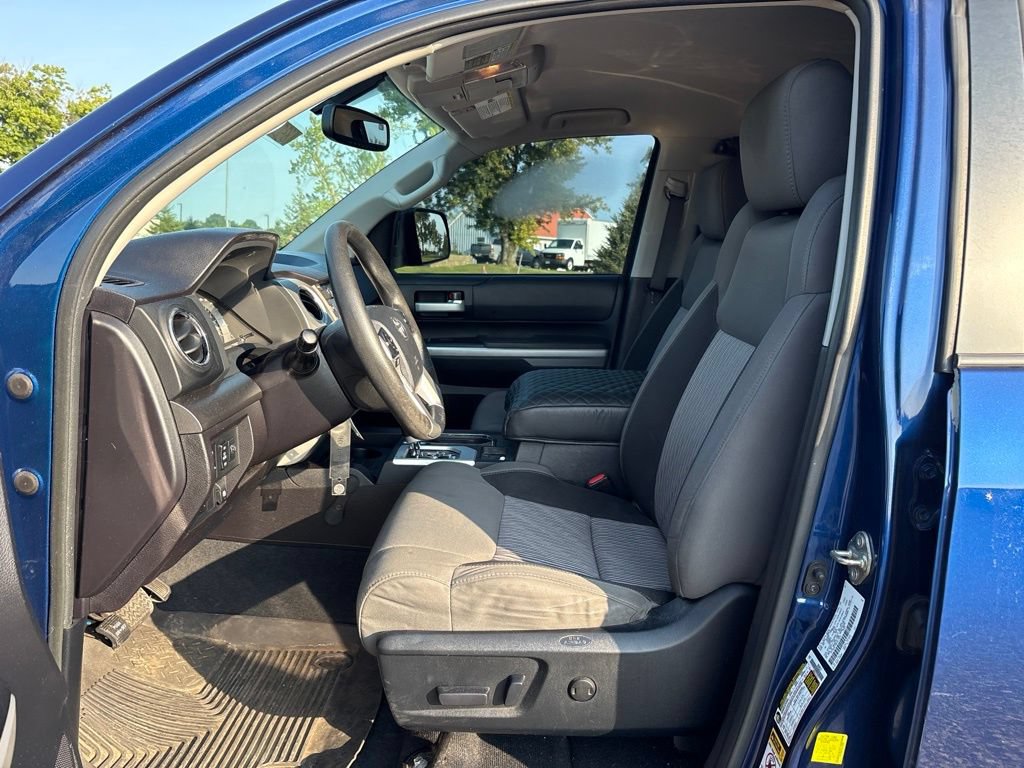 Used 2014 Toyota Tundra SR5 w/ TRD Off Road Package AWD/4WD image 16