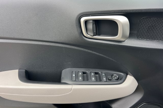 New 2026 Hyundai Venue SEL FWD image 10