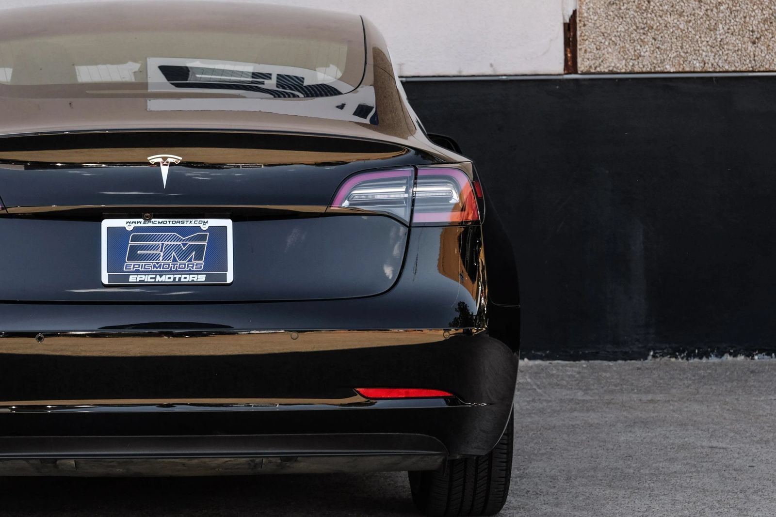 Used 2018 Tesla Model 3 Long Range RWD image 47