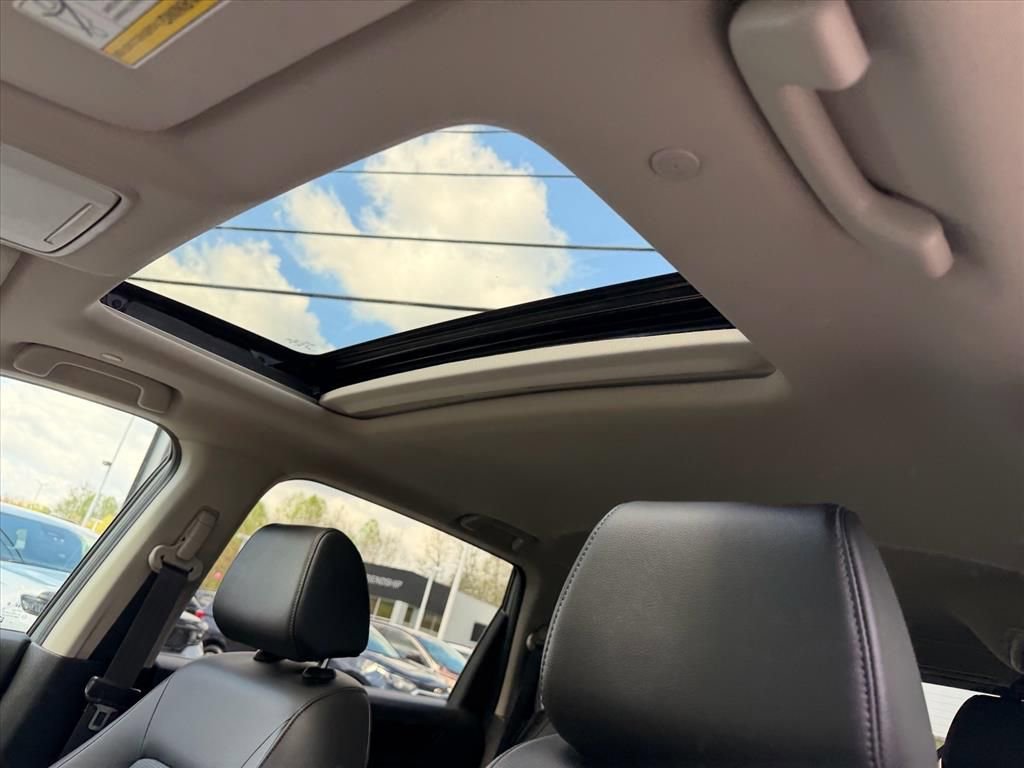 Used 2025 Honda CR-V EX-L image 19