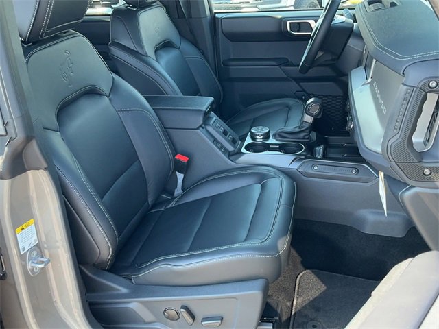 New 2025 Ford Bronco Outer Banks image 16