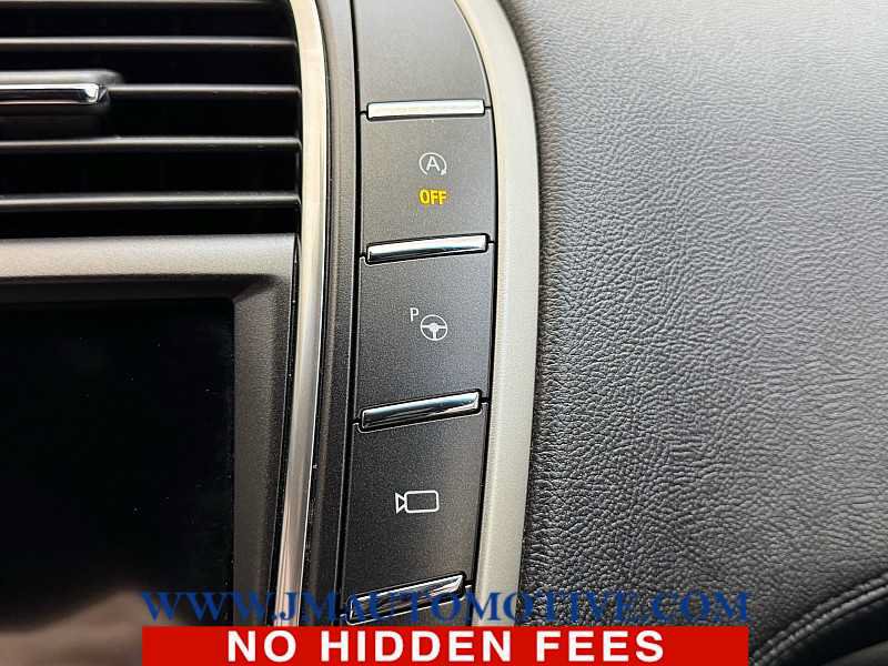 Used 2019 Lincoln Nautilus Reserve AWD/4WD image 32