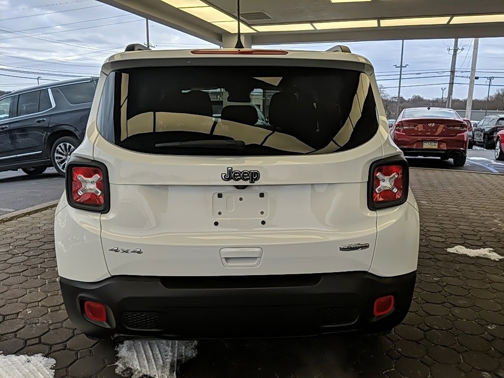 Used 2022 Jeep Renegade Latitude image 6