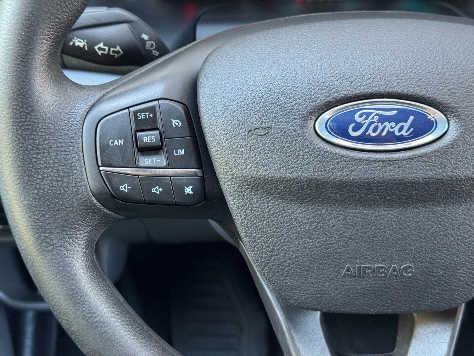 Used 2022 Ford E-Transit Medium Roof w/ Load Area Protection Package image 17