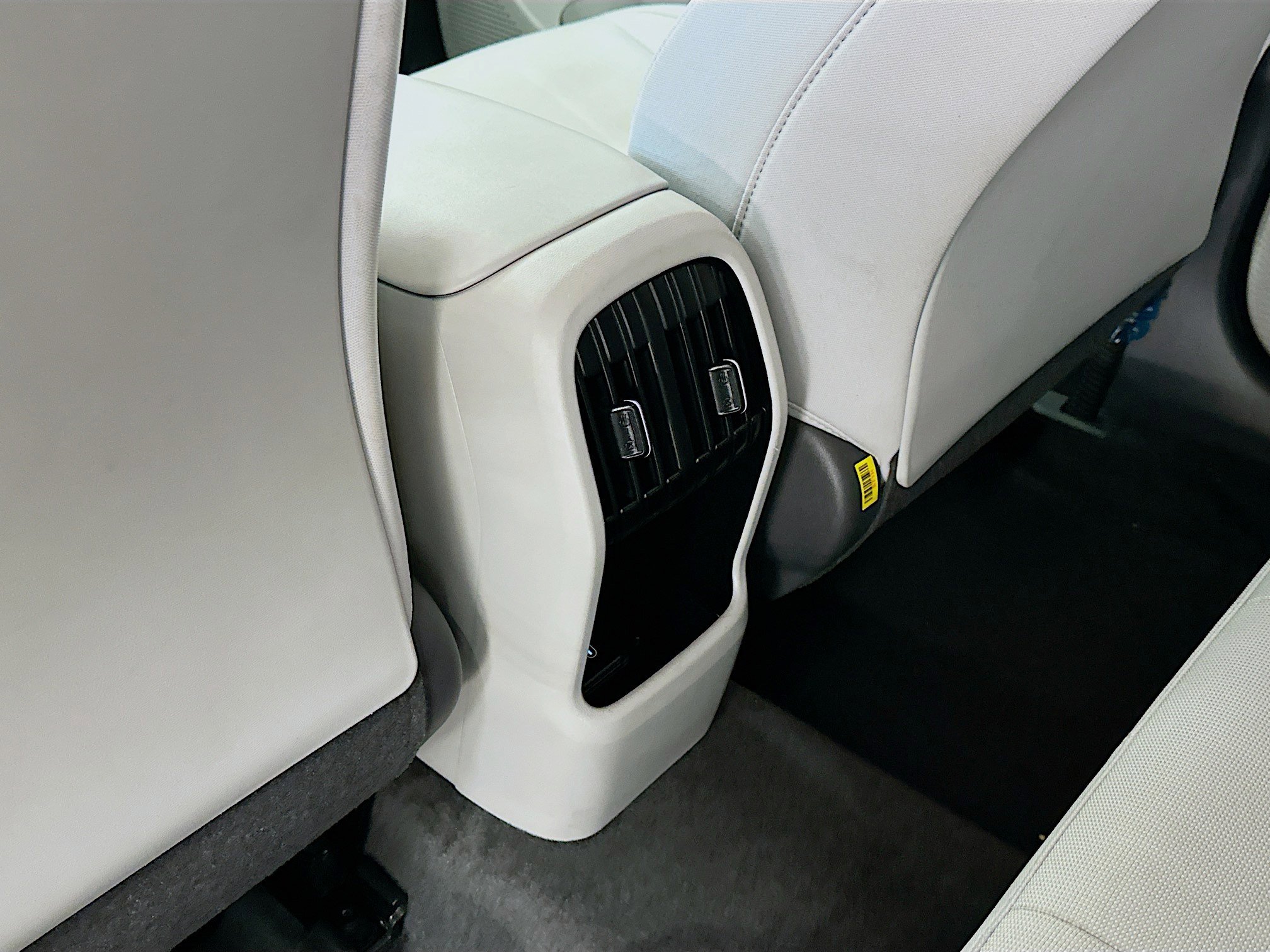 Used 2025 Hyundai Kona SEL image 28