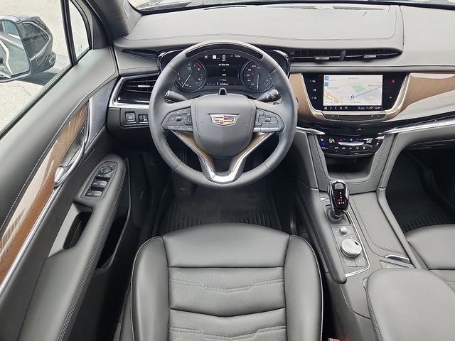 Certified 2025 Cadillac XT6 Premium Luxury w/ Platinum Package AWD/4WD image 11