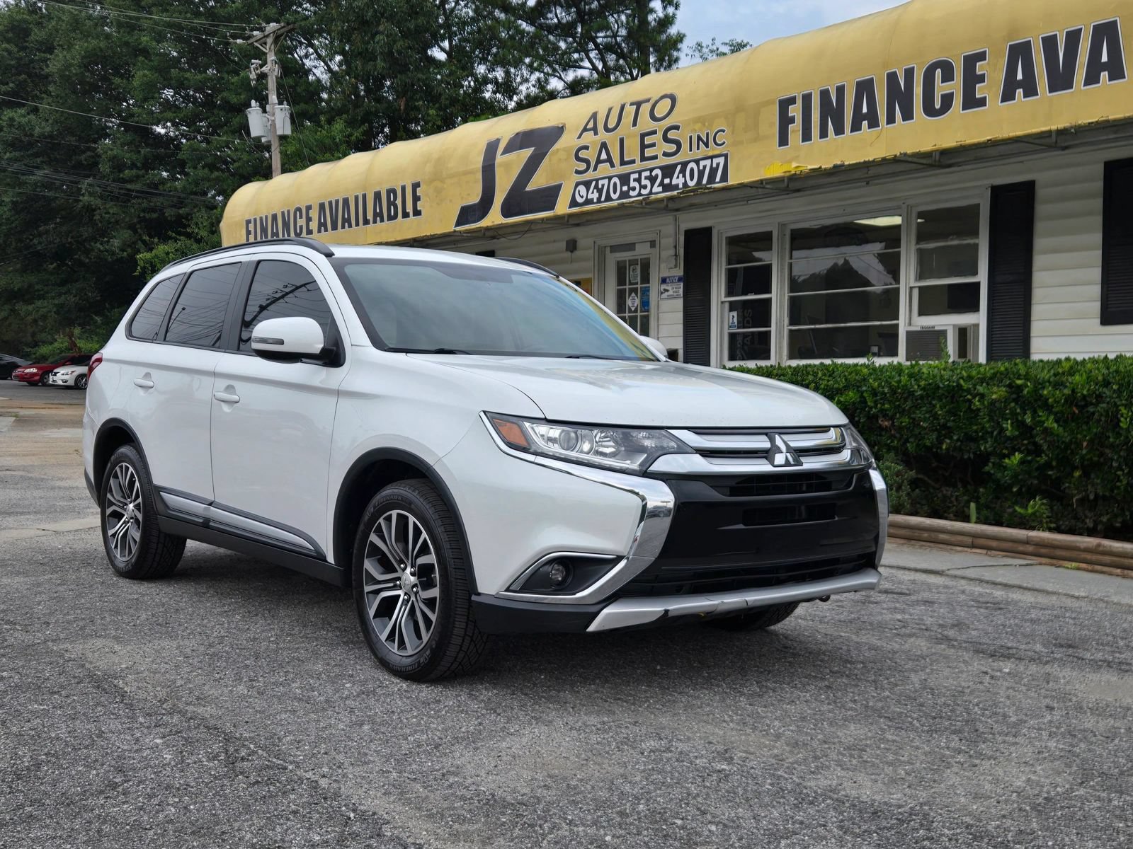 Used 2016 Mitsubishi Outlander SE FWD image 1