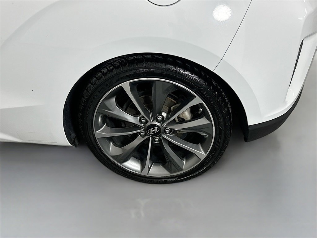 Used 2020 Hyundai Veloster 2.0 Premium image 30