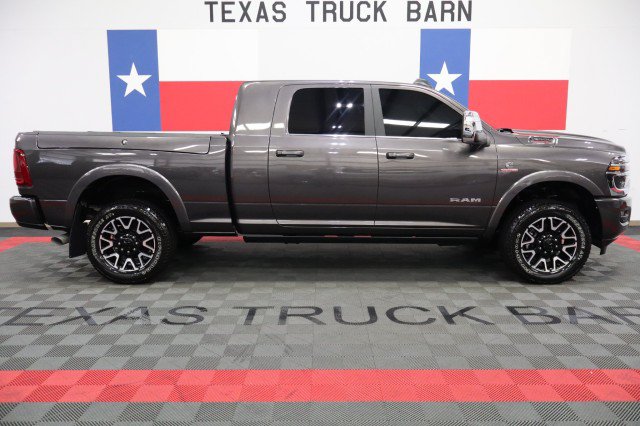 Used 2025 RAM 3500 Longhorn AWD/4WD image 19