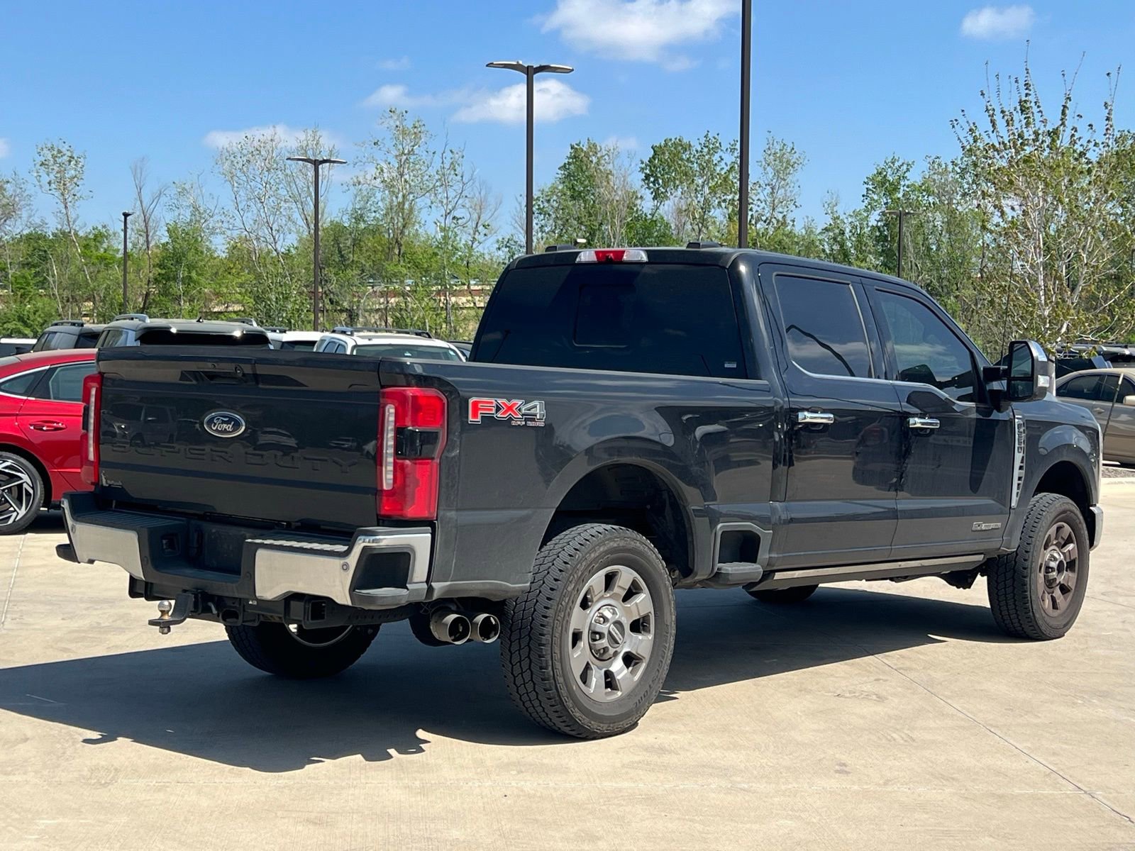 Used 2025 Ford F250 Lariat w/ Lariat Ultimate Package image 13