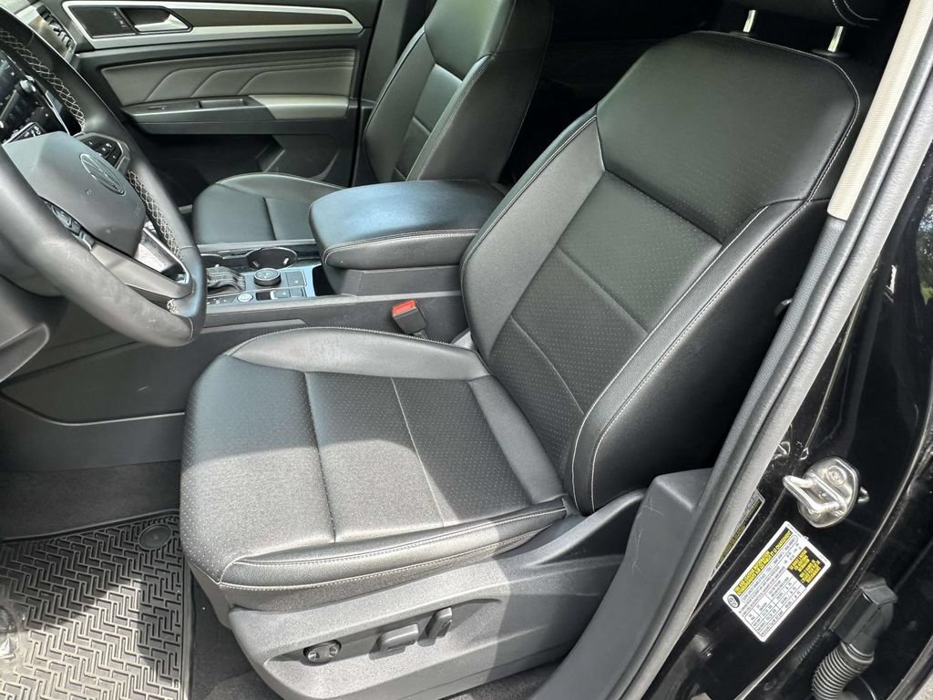 Used 2023 Volkswagen Atlas SE AWD/4WD image 12