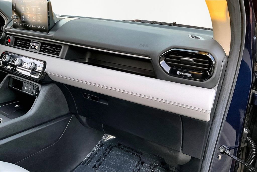 Used 2025 Honda Pilot EX-L image 21