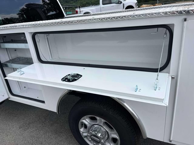 New 2026 Ford F350 XLT AWD/4WD image 14