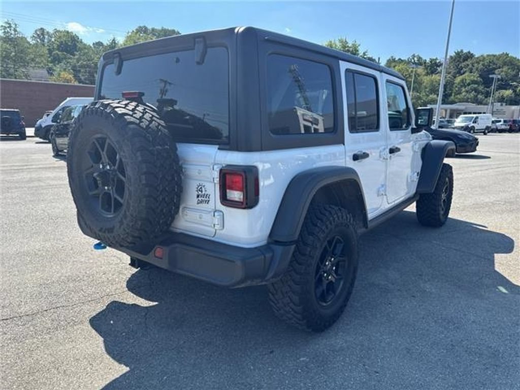 Used 2024 Jeep Wrangler Unlimited AWD/4WD image 13