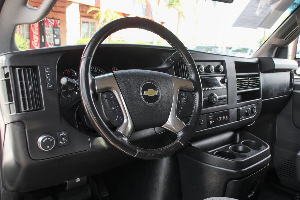 Used 2019 Chevrolet Express 3500 w/ Power Convenience Package image 17