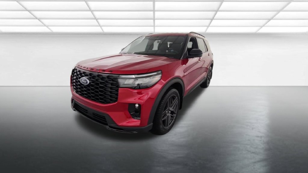 New 2026 Ford Explorer ST-Line w/ ST-Line Street Pack AWD/4WD image 3