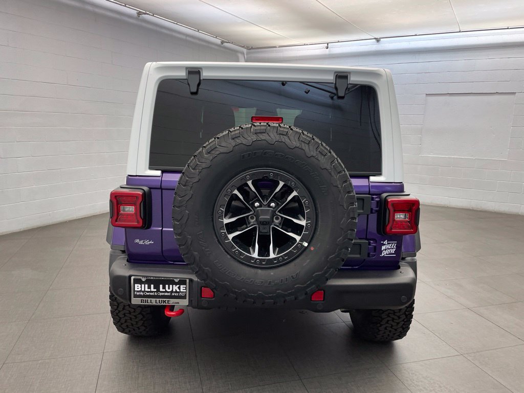 New 2026 Jeep Wrangler Unlimited Rubicon AWD/4WD image 4