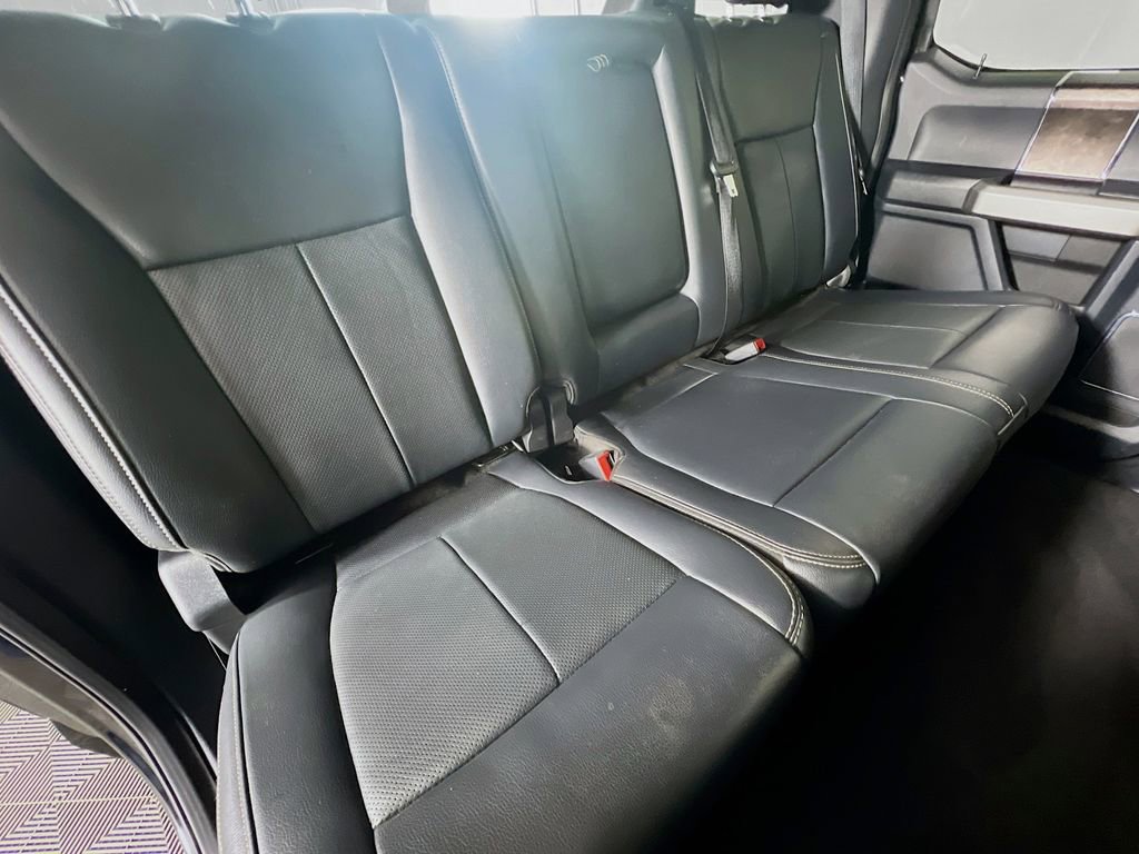 Used 2022 Ford F250 Lariat w/ Black Appearance Package AWD/4WD image 27