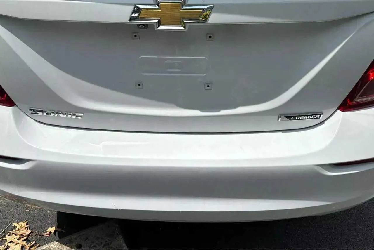 Used 2020 Chevrolet Sonic Premier image 9