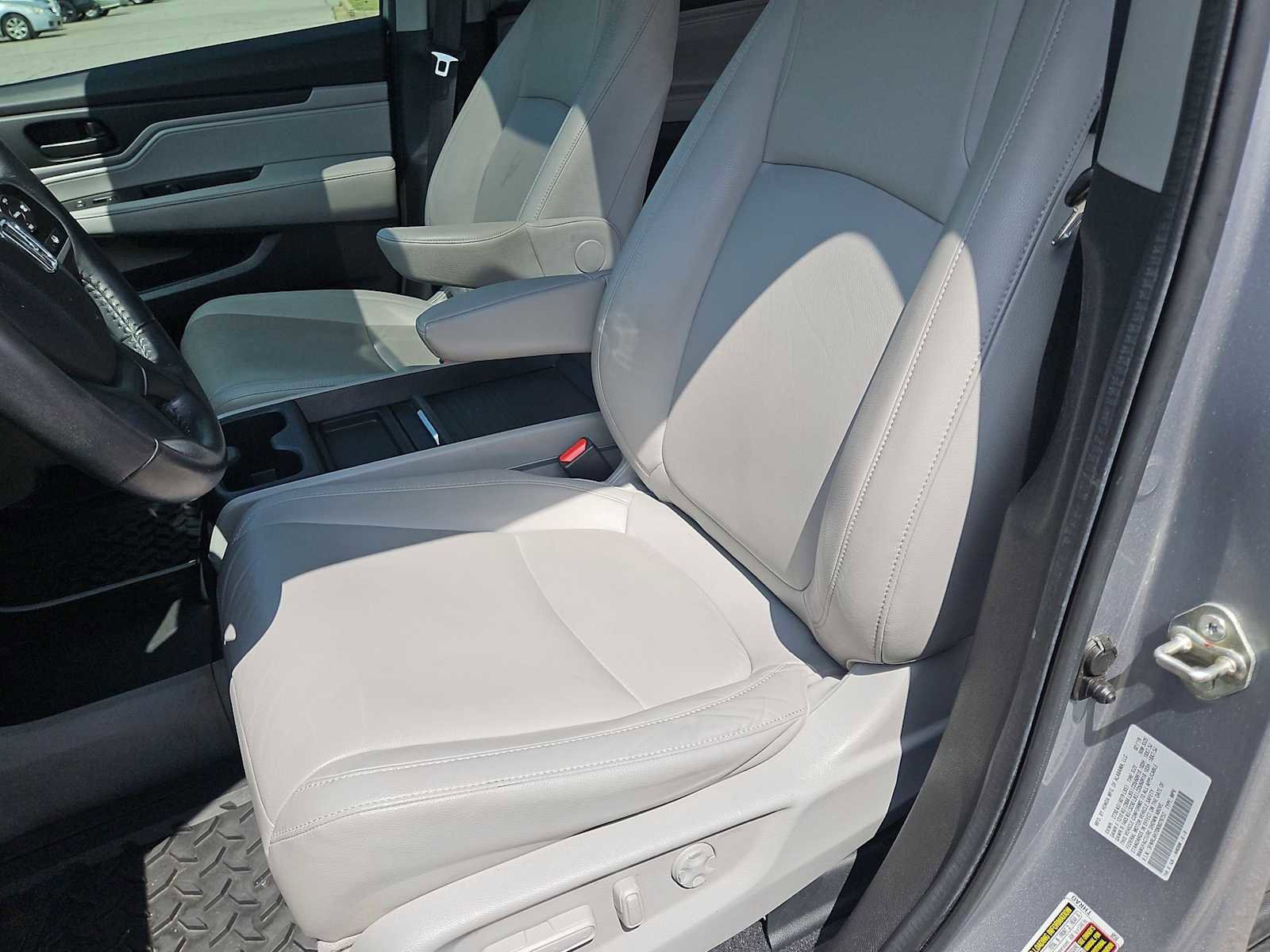 Used 2019 Honda Odyssey EX-L image 17