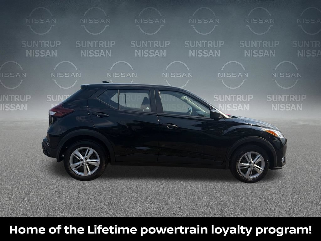 Certified 2022 Nissan Kicks S FWD image 7