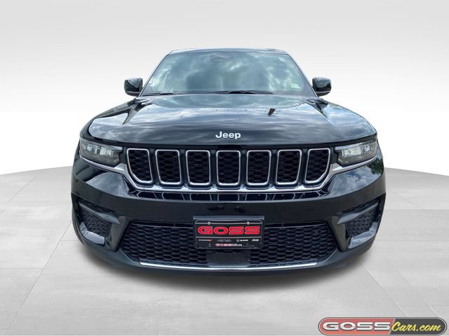 New 2026 Jeep Grand Cherokee Laredo X AWD/4WD image 2