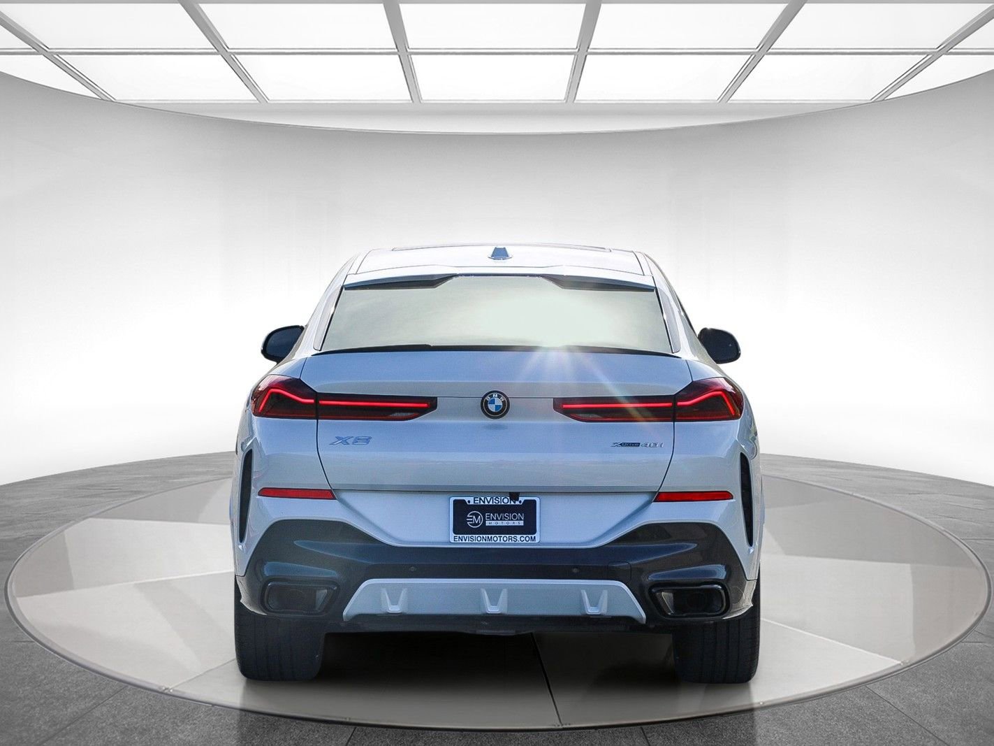 Used 2024 BMW X6 xDrive40i w/ Premium Package image 3