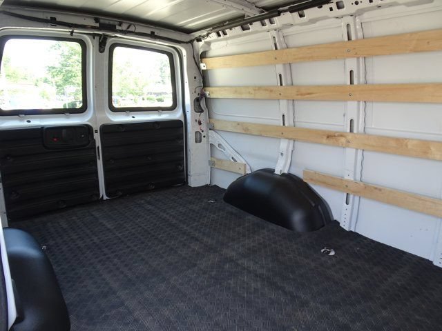 Used 2024 Chevrolet Express 2500 w/ Driver Convenience Package RWD image 13
