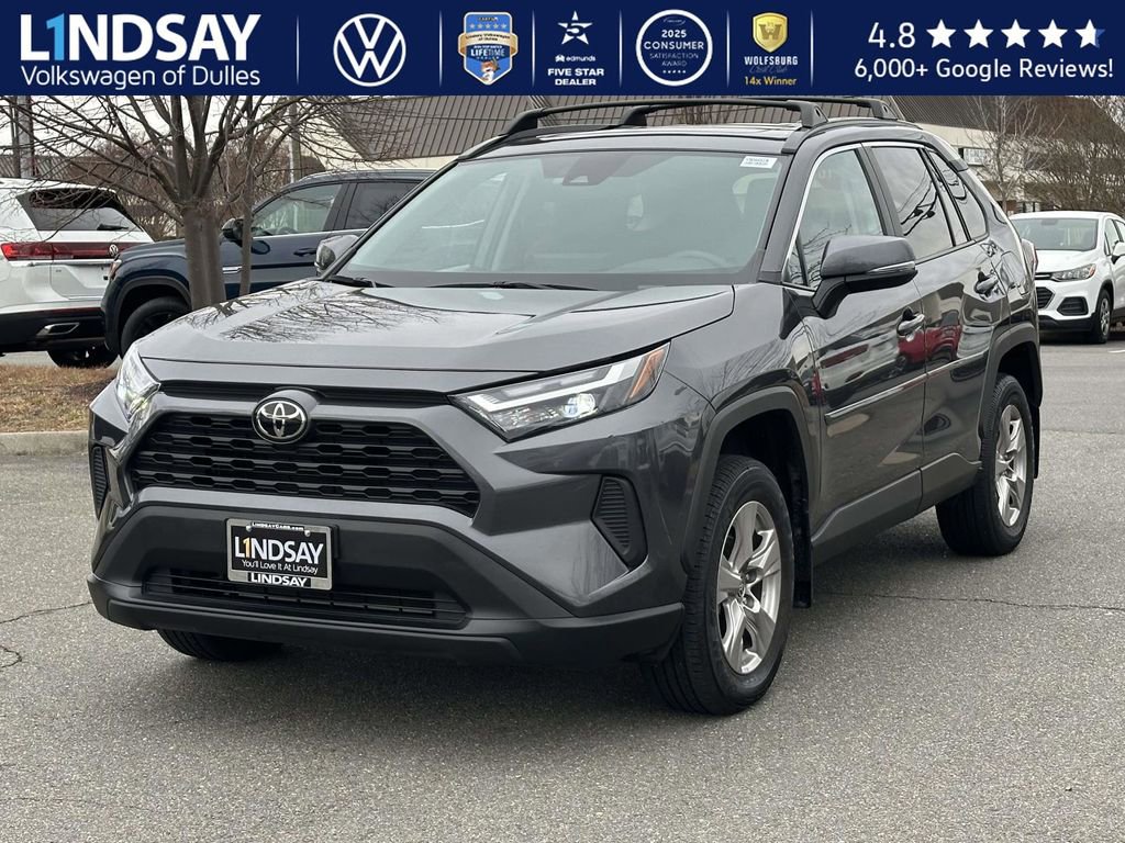 Used 2023 Toyota RAV4 XLE image 3