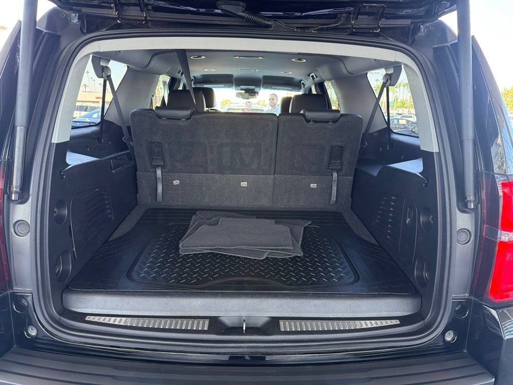 Used 2019 Chevrolet Suburban LT AWD/4WD image 23