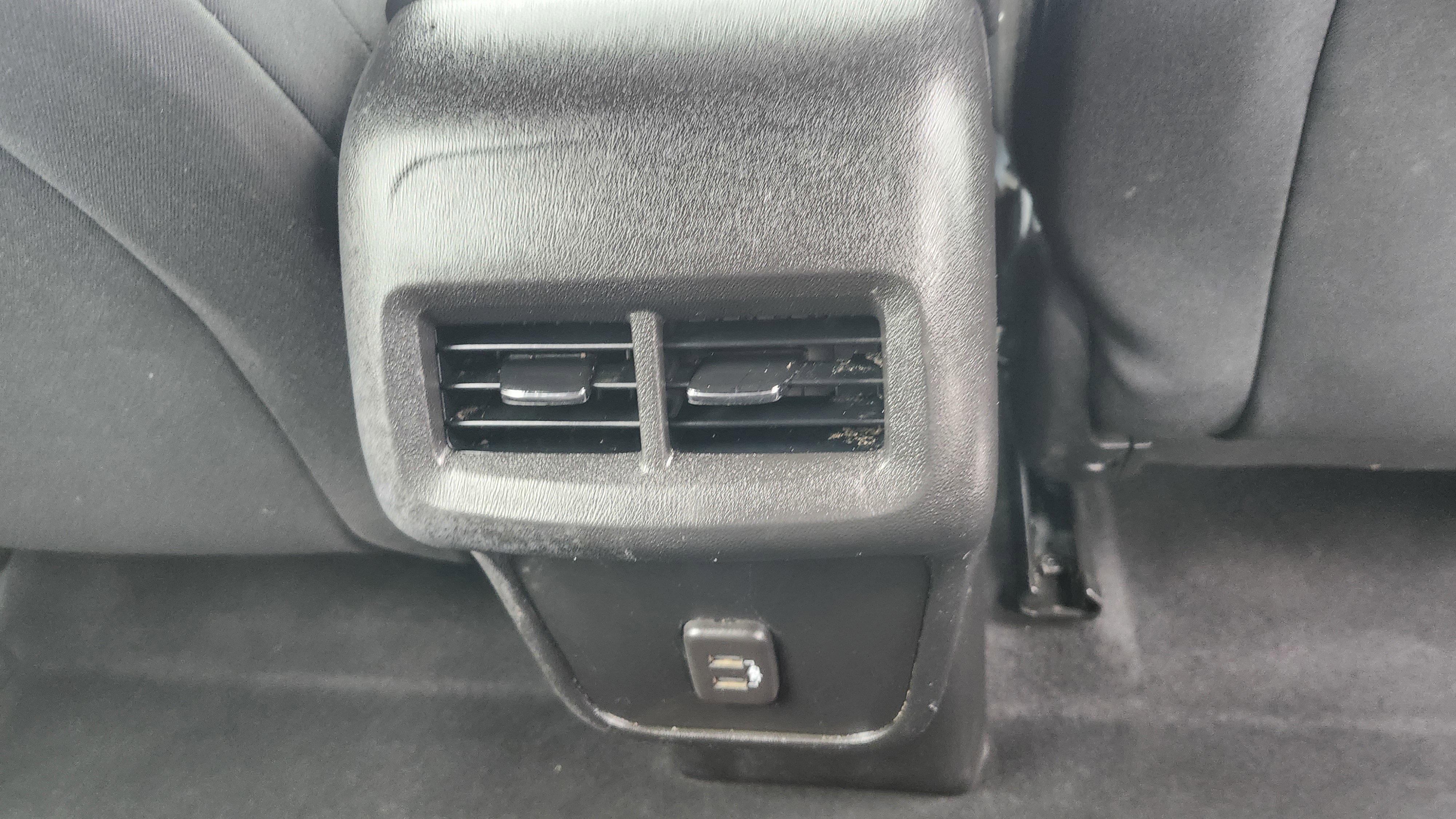 Used 2022 Chevrolet Equinox LS image 15