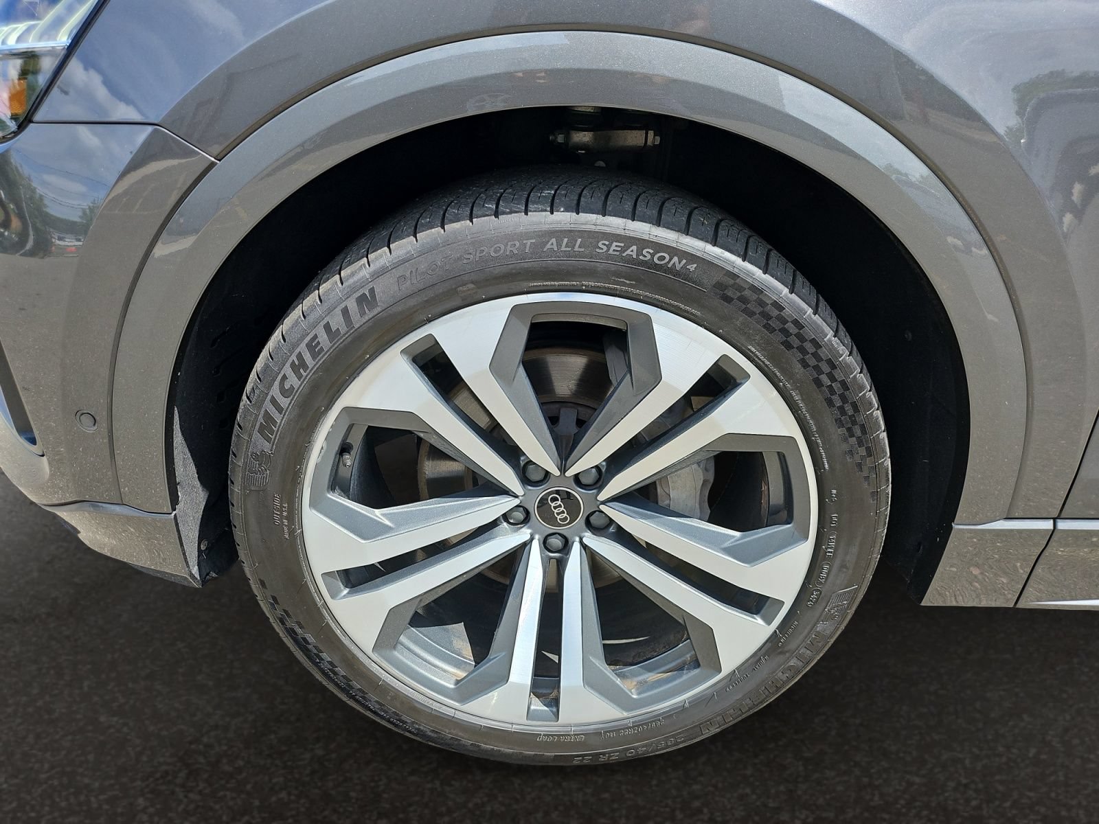 Used 2021 Audi Q8 Premium Plus w/ Premium Plus Package AWD/4WD image 34