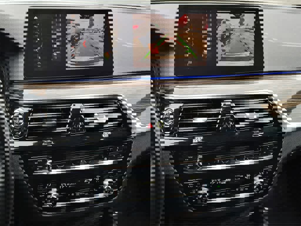 Used 2019 BMW 530i w/ Convenience Package image 20