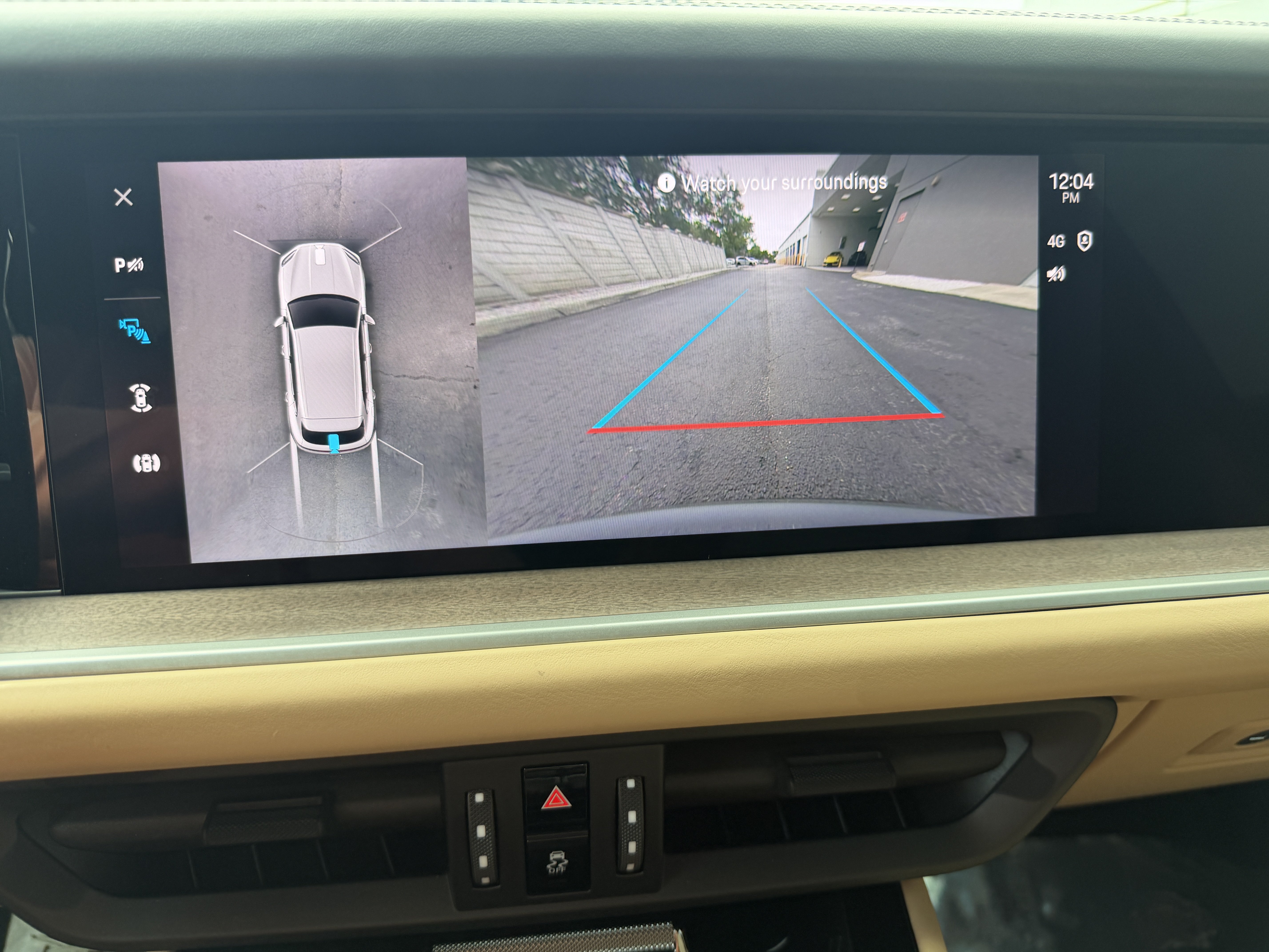 Certified 2024 Porsche Cayenne Turbo AWD/4WD image 31