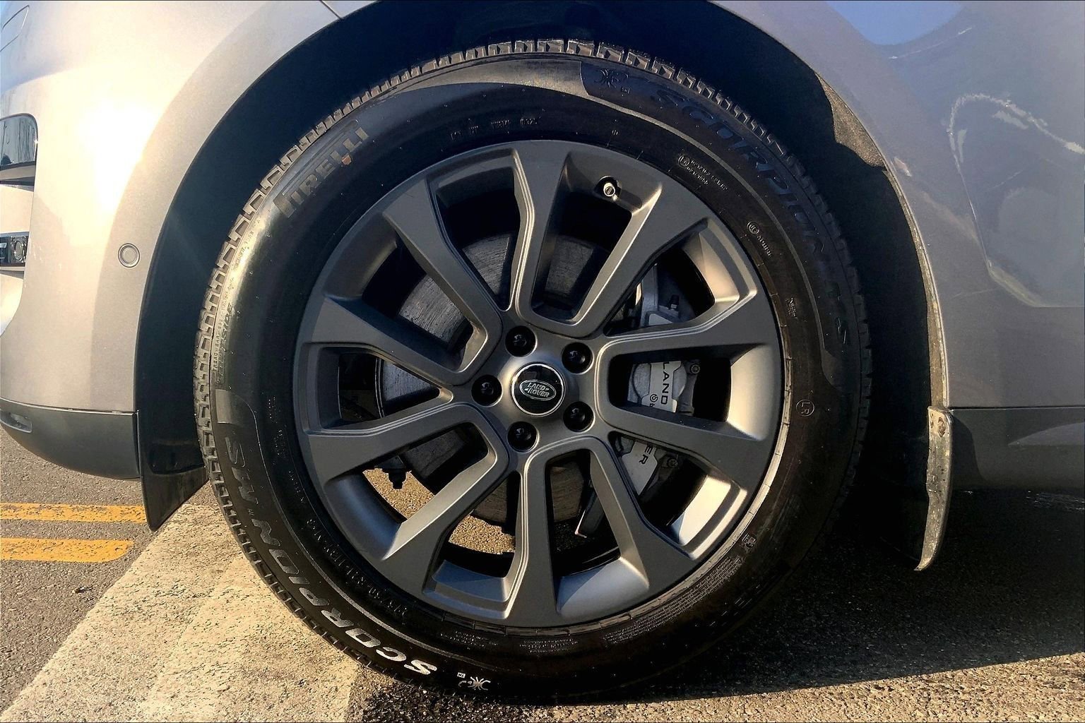 Used 2025 Land Rover Range Rover Sport S image 10