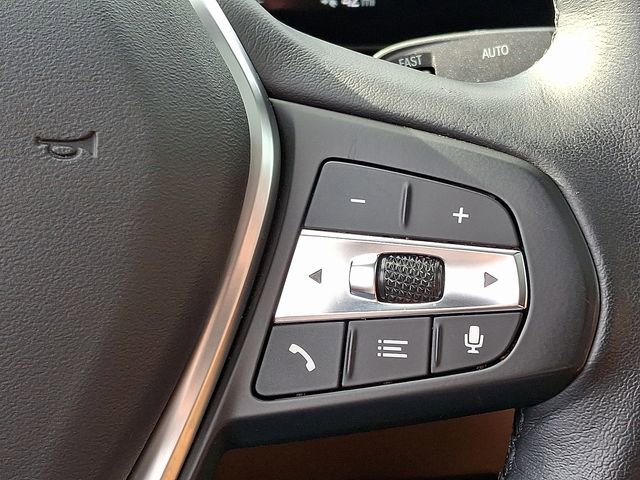 Used 2022 BMW i4 eDrive40 image 23