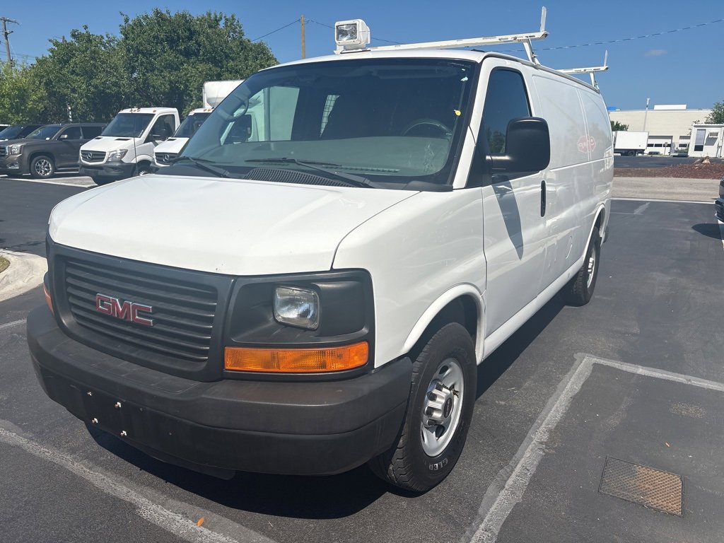Used 2013 GMC Savana 2500 w/ Cold Climate Package image 4