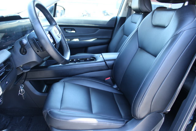Used 2025 Nissan Murano SV FWD image 30