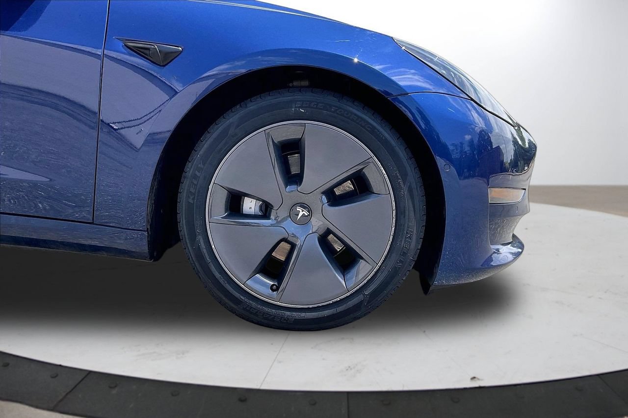 Used 2021 Tesla Model 3 Standard Range Plus RWD image 36