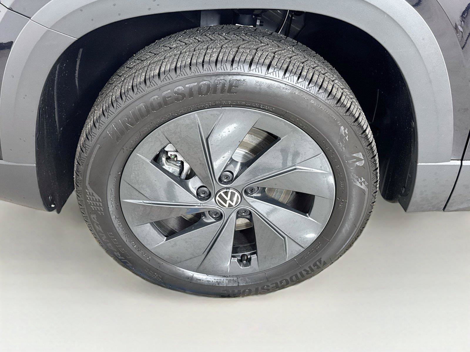 New 2027 Volkswagen Taos S FWD image 28