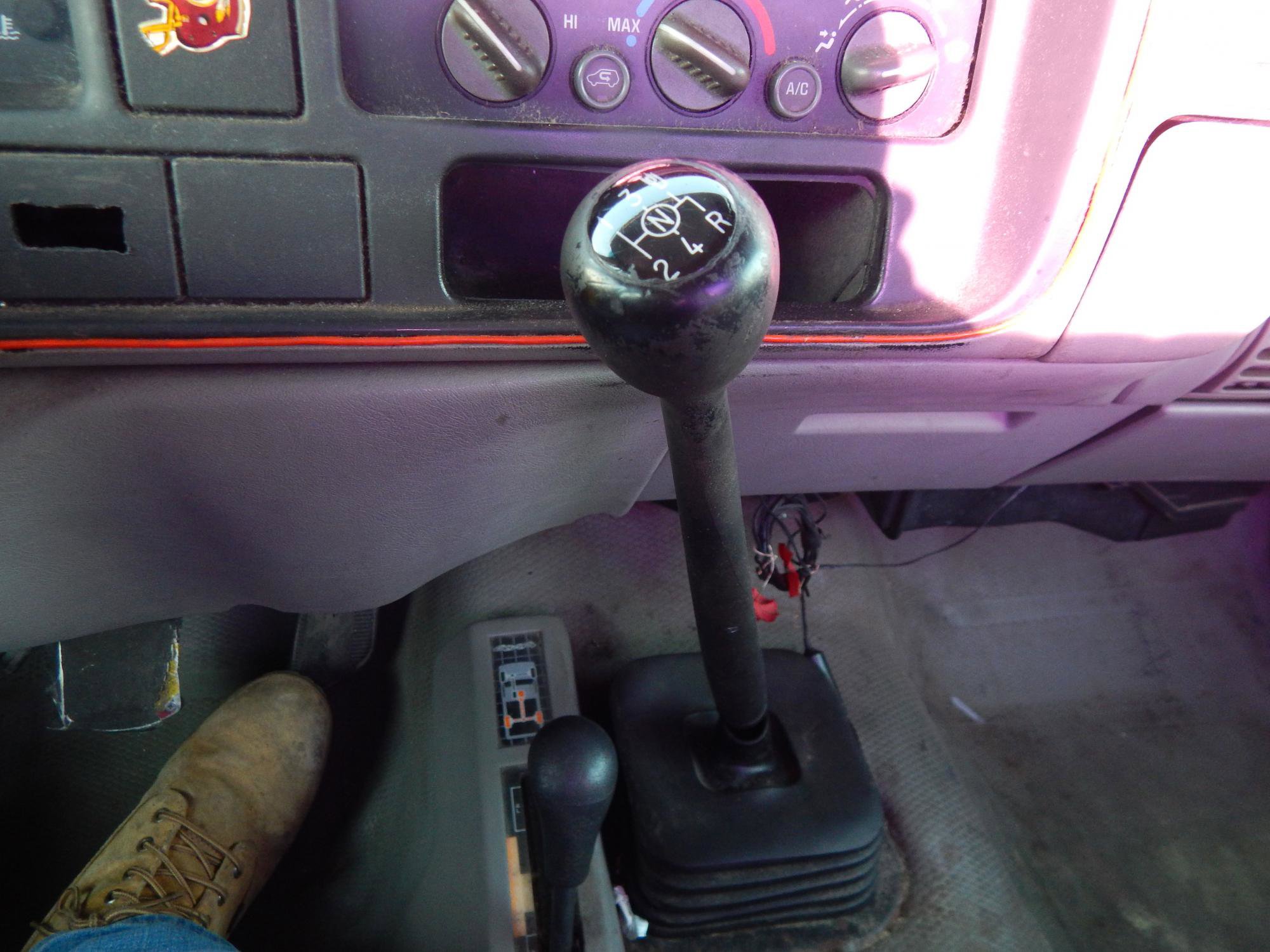 Used 1995 Chevrolet Silverado 1500 4x4 Regular Cab image 18