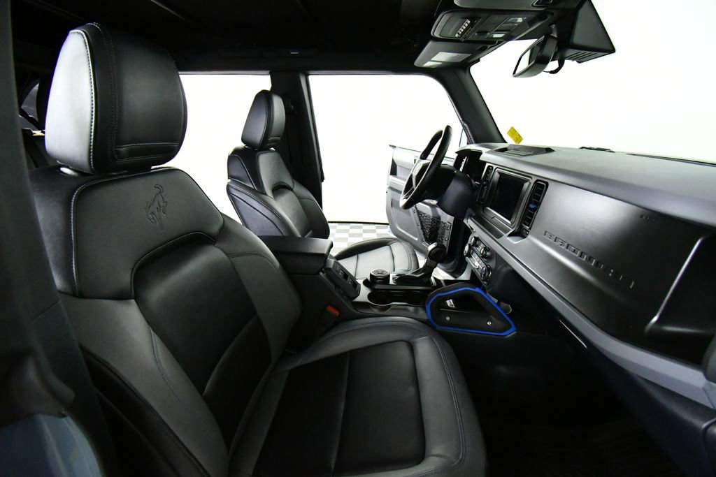 Used 2022 Ford Bronco Black Diamond image 22