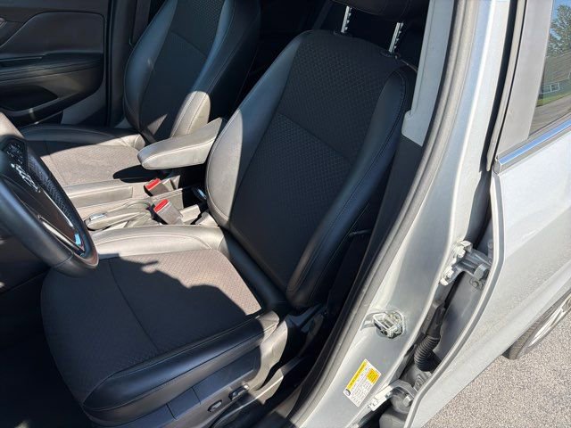 Used 2018 Buick Encore Preferred image 15
