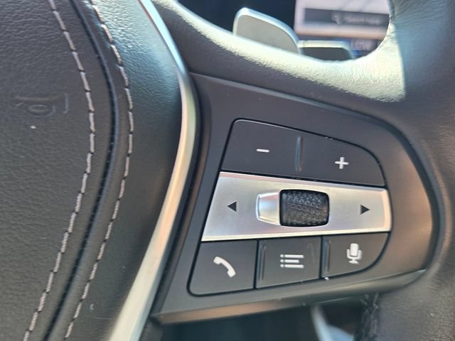 Used 2025 BMW X5 xDrive50e AWD/4WD image 35