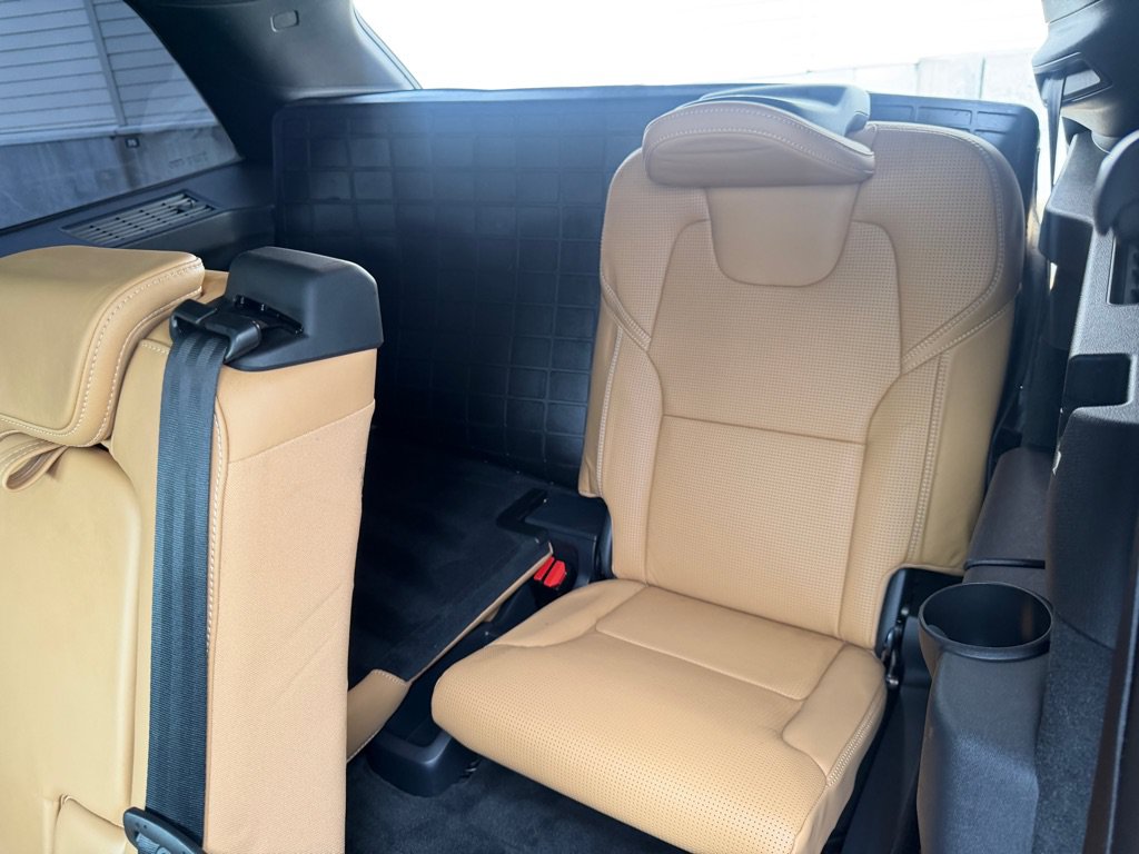 Used 2016 Volvo XC90 T6 AWD/4WD image 23