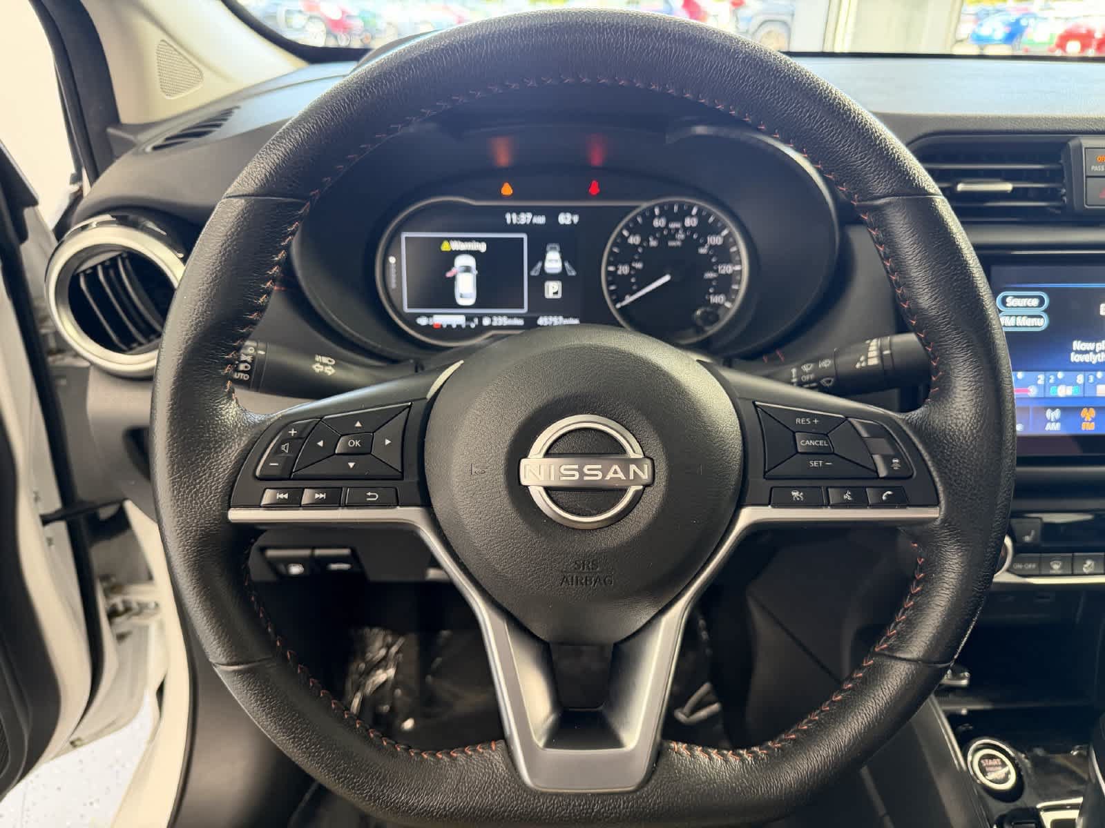 Used 2025 Nissan Versa SR FWD image 16