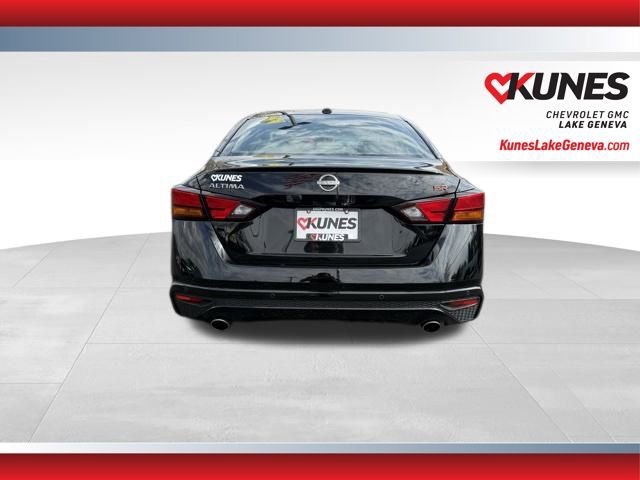 Used 2024 Nissan Altima 2.5 SR FWD image 7